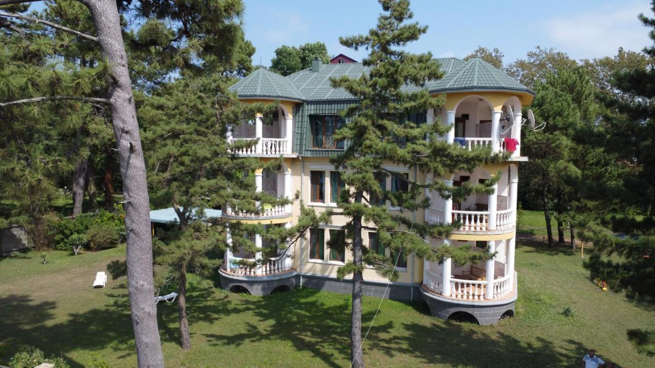 Marshal Resort Kobuleti Bagian luar foto