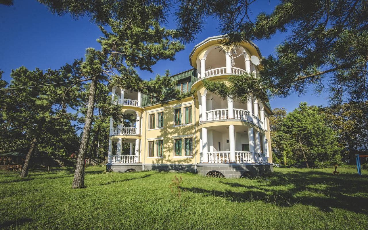 Marshal Resort Kobuleti Bagian luar foto